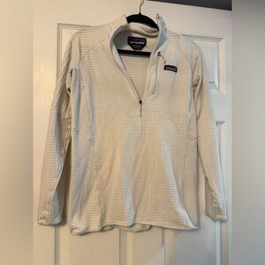 Patagonia Cream Quarter-Zip Fleece